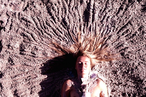 Trine hår i sand_593x395 Trine hår i sand_593x395
